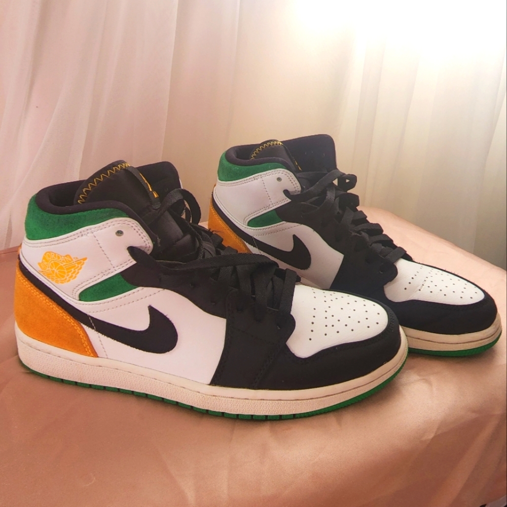 AIT JORDAN 1 MID OAKLAND ATHLETICS
